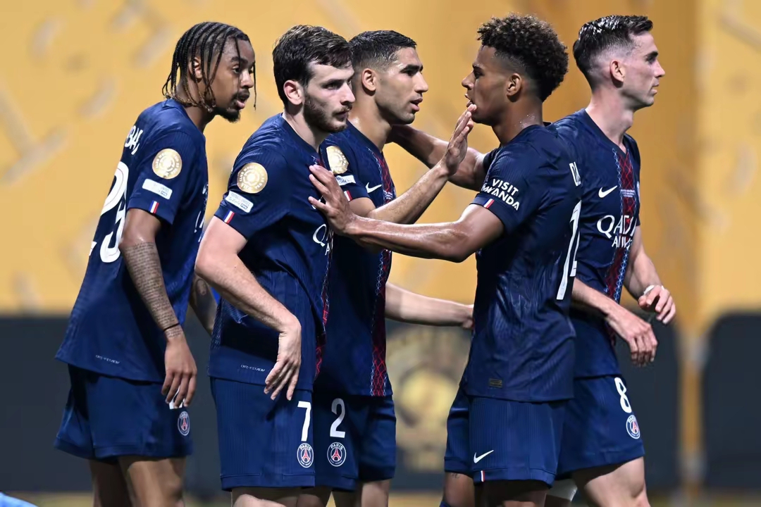 MANGUAN-欧超杯赛后再迎强敌；波士顿凯尔特人造点机会；主帅态度：震撼外界；训练强度明显提升的简单介绍